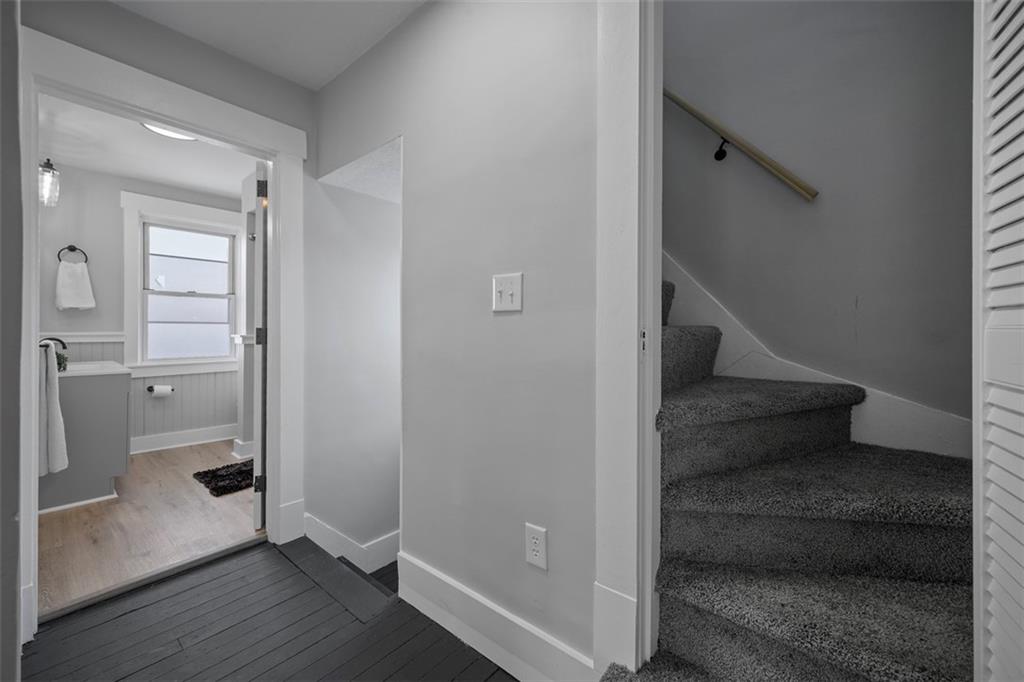 3919 Kleber Street Pittsburgh, PA 15212 - Photo 16 of 33