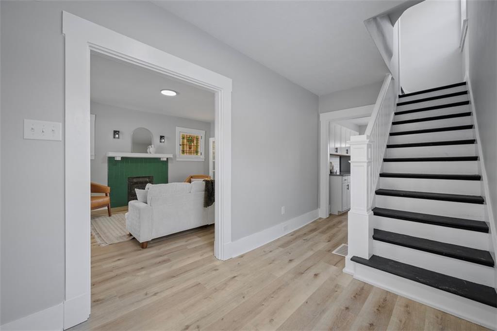 3919 Kleber Street Pittsburgh, PA 15212 - Photo 2 of 33