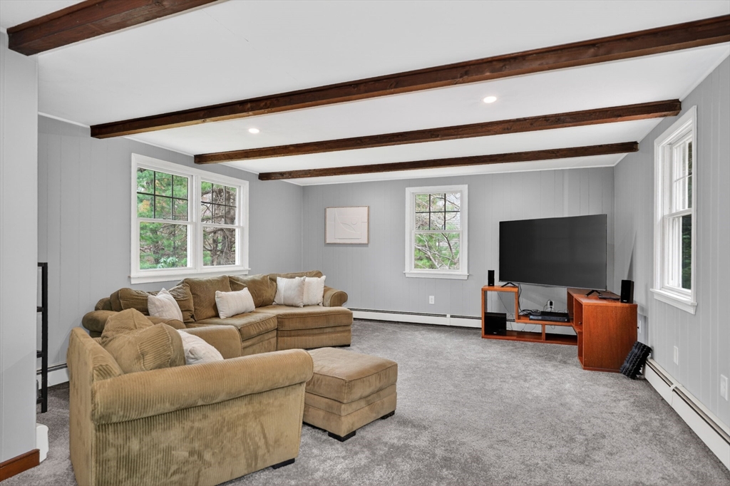 12 Chadwick Road Burlington, MA 01803 - Photo 6 of 40 Gallery Image 6