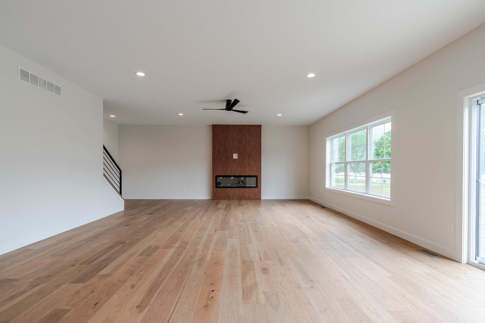 1304 Woodbine Road Bloomington, IL 61704 - Photo 16 of 49