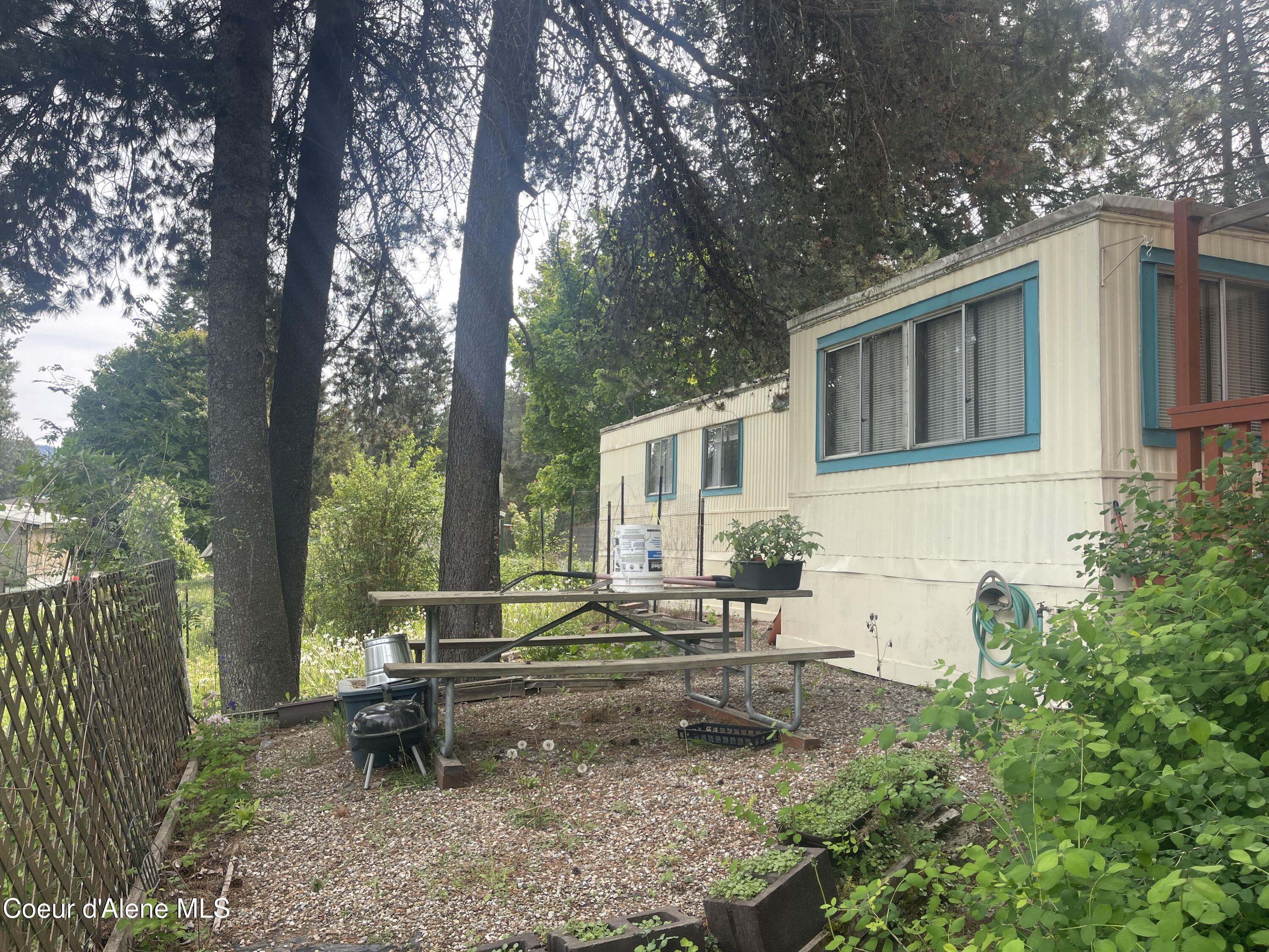 111 Gun Club Road, Unit 27 Sagle, ID 83860 - Photo 10 of 35 Side area for relaxing