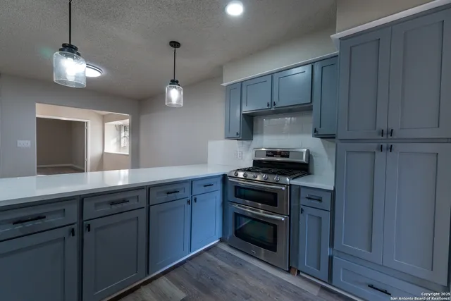 $340,000 | 5202 Metcalf, Windcrest, TX 78239