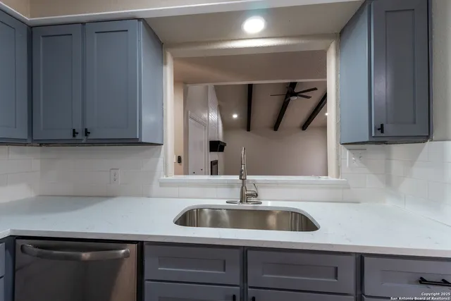 $340,000 | 5202 Metcalf, Windcrest, TX 78239