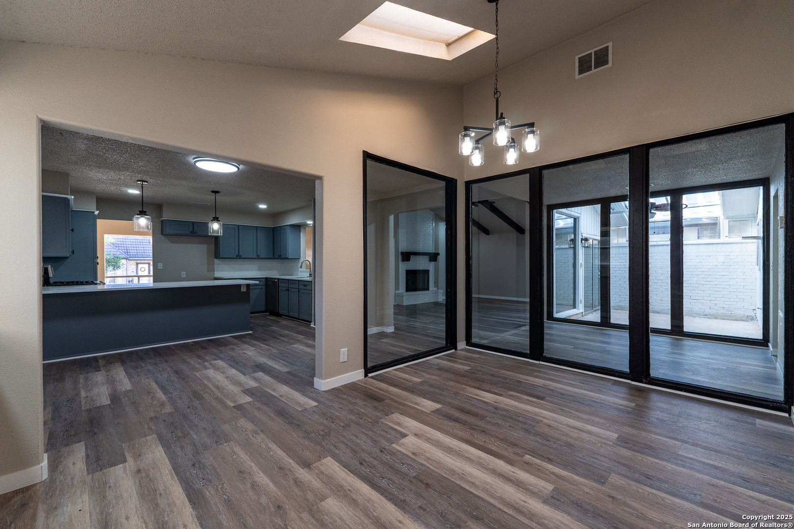 5202 Metcalf Windcrest, TX 78239 - Photo 24 of 42