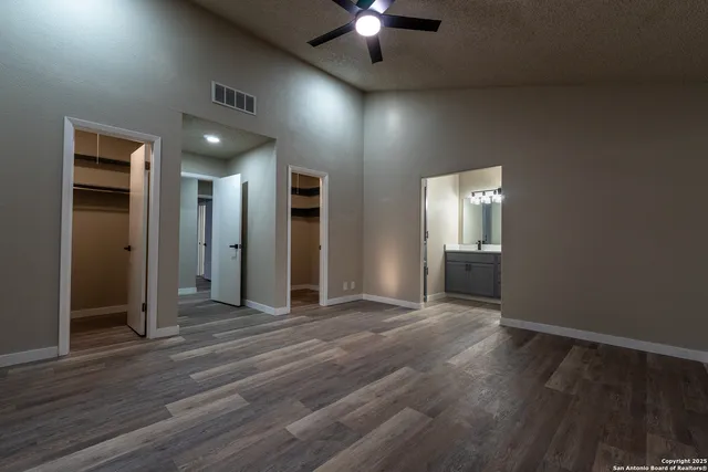 $340,000 | 5202 Metcalf, Windcrest, TX 78239