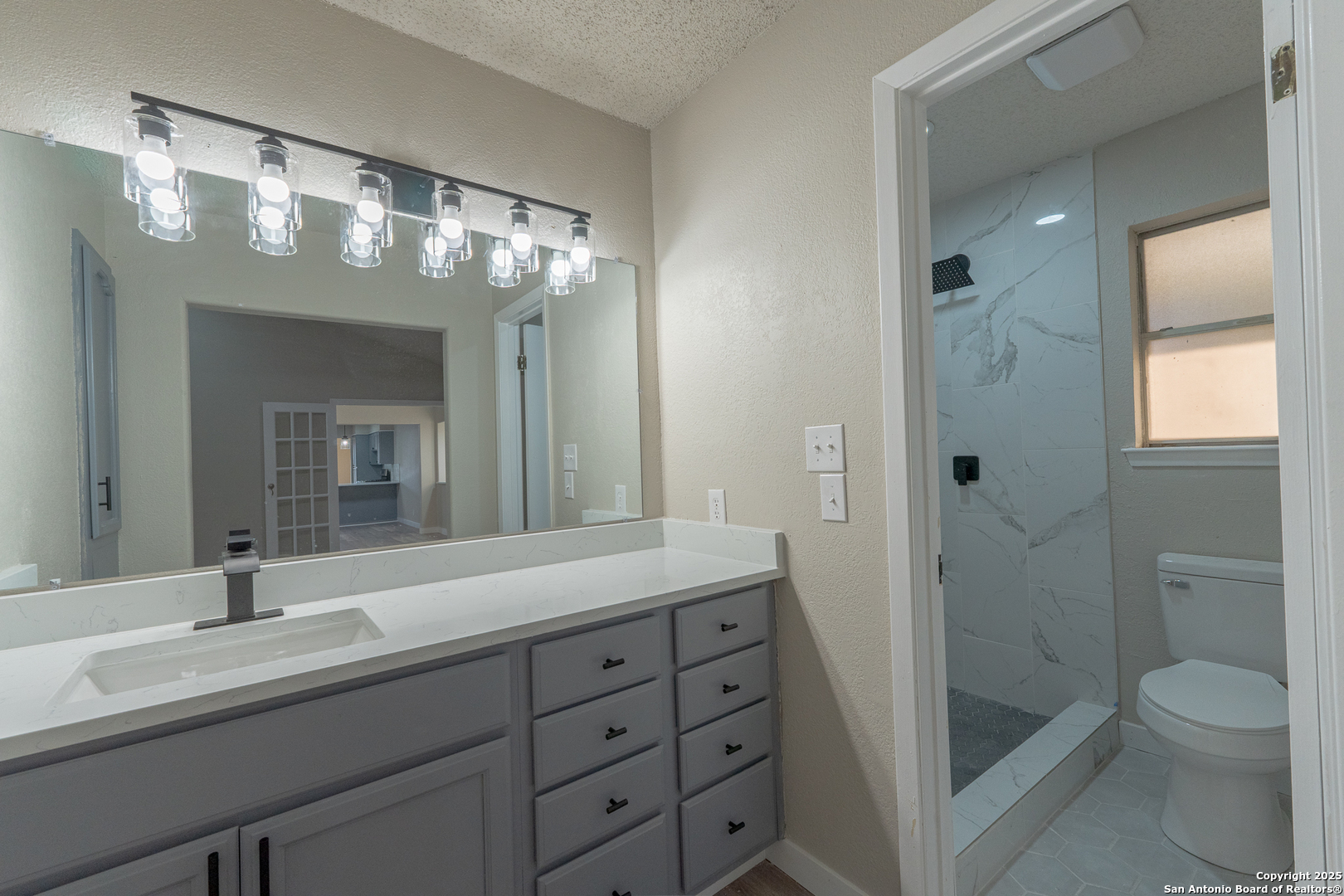 5202 Metcalf Windcrest, TX 78239 - Photo 32 of 42