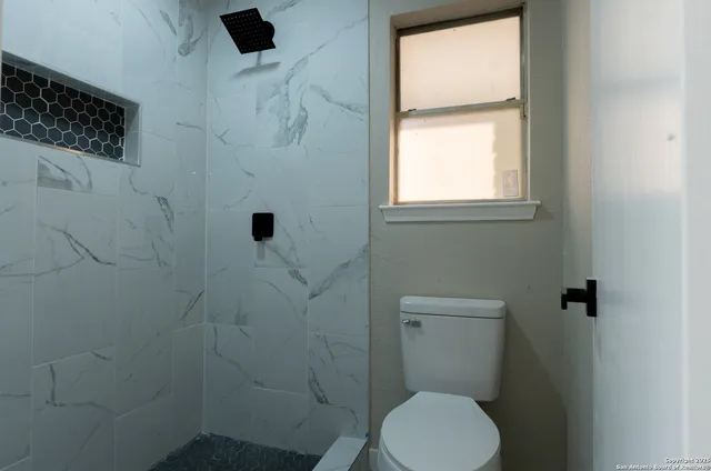 $340,000 | 5202 Metcalf, Windcrest, TX 78239