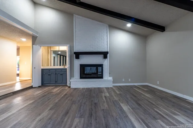 $340,000 | 5202 Metcalf, Windcrest, TX 78239