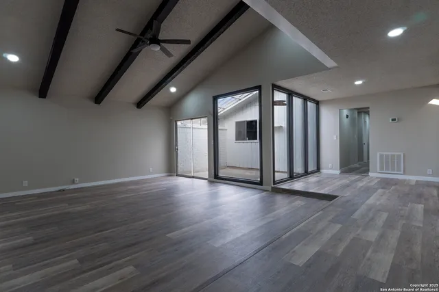 $340,000 | 5202 Metcalf, Windcrest, TX 78239