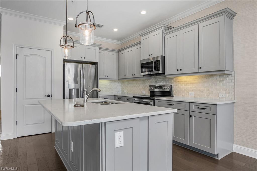 2311 Sawyers Hill Road, Unit 806 Naples, FL 34120 - Photo 5 of 41