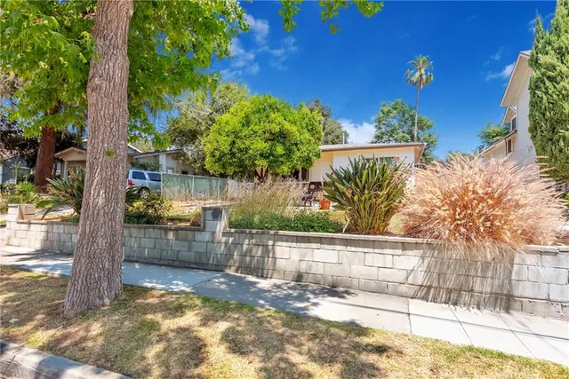 $850,000 | 1062 Worcester Avenue, Pasadena, CA 91104