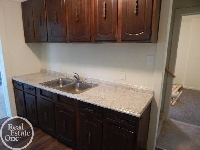 21086 Doepfer Road Warren, MI 48091 - Photo 14 of 23