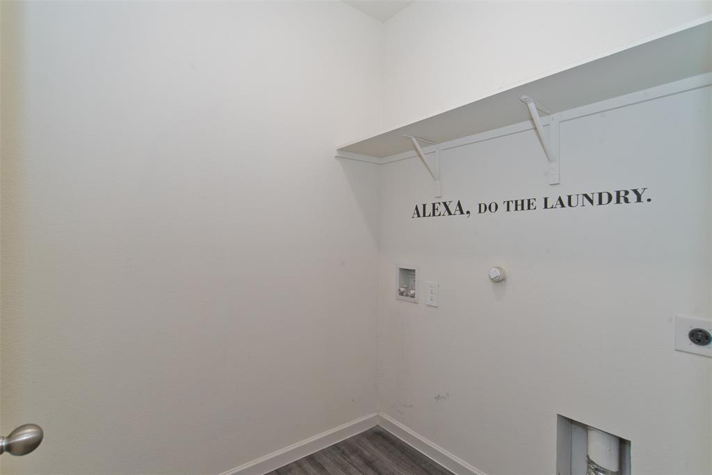 1637 Shadow Hawk Drive Fort Worth, TX 76052 - Photo 14 of 20 a view of an empty room