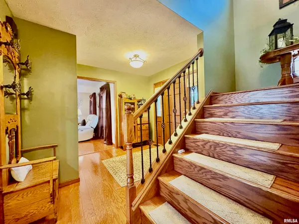 $375,000 | 4 Ventura Court, Jacksonville, IL 62650