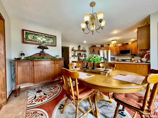 $375,000 | 4 Ventura Court, Jacksonville, IL 62650