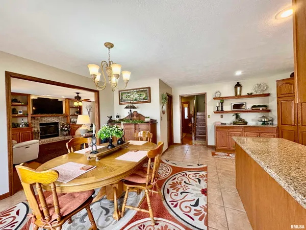 $375,000 | 4 Ventura Court, Jacksonville, IL 62650