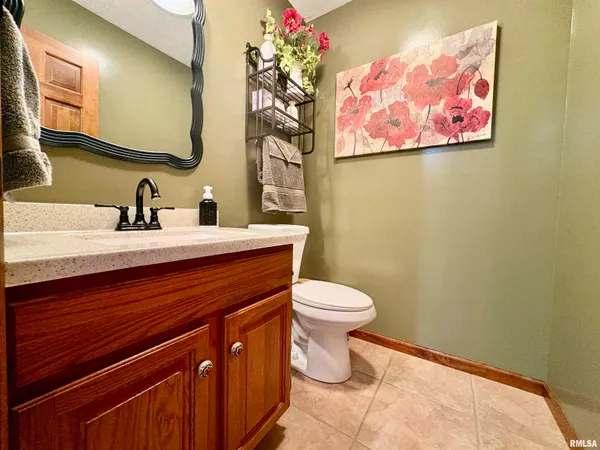$375,000 | 4 Ventura Court, Jacksonville, IL 62650
