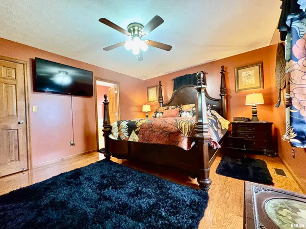 $375,000 | 4 Ventura Court, Jacksonville, IL 62650
