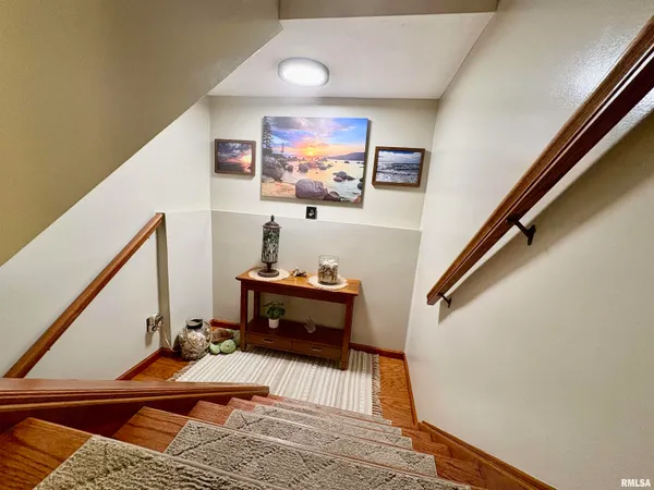 $375,000 | 4 Ventura Court, Jacksonville, IL 62650