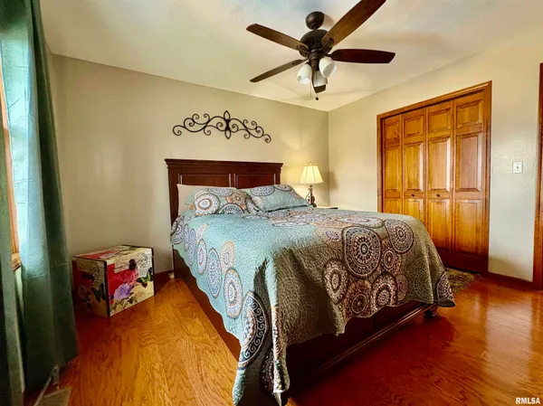 $375,000 | 4 Ventura Court, Jacksonville, IL 62650