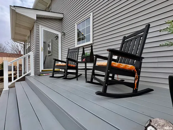 $375,000 | 4 Ventura Court, Jacksonville, IL 62650