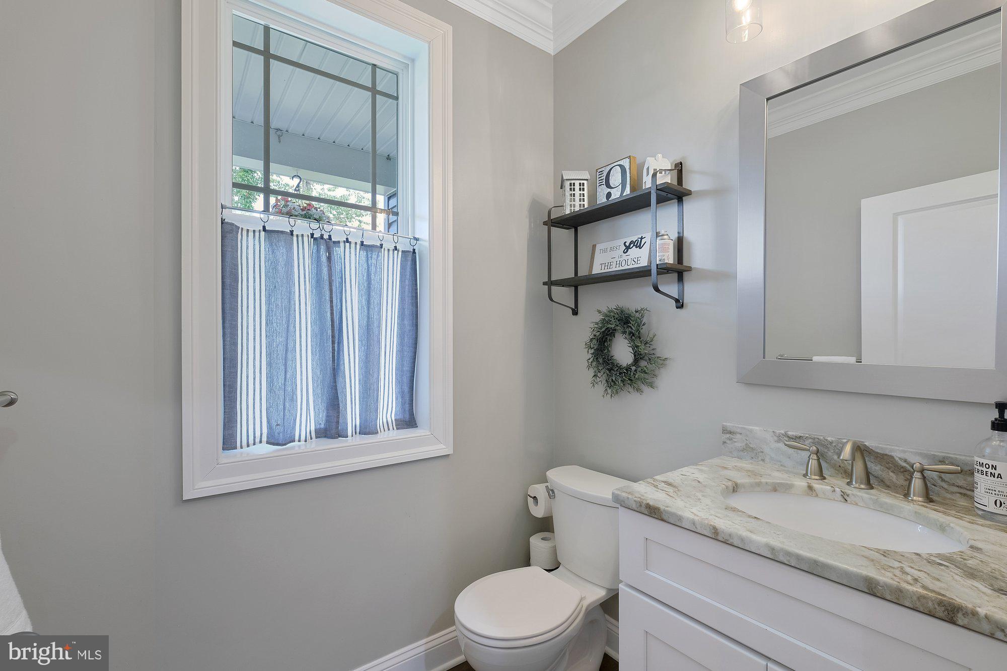 8712 Hollow Road Middletown, MD 21769 - Photo 14 of 37 First floor half bath