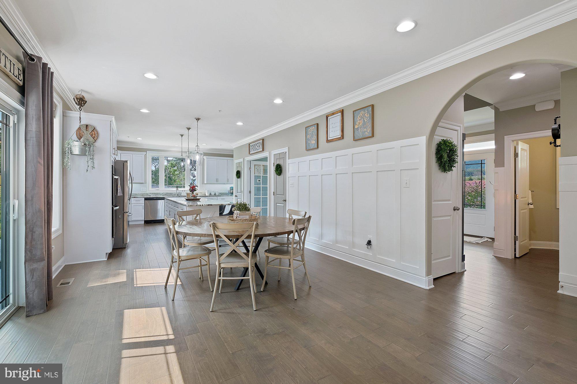 8712 Hollow Road Middletown, MD 21769 - Photo 6 of 37