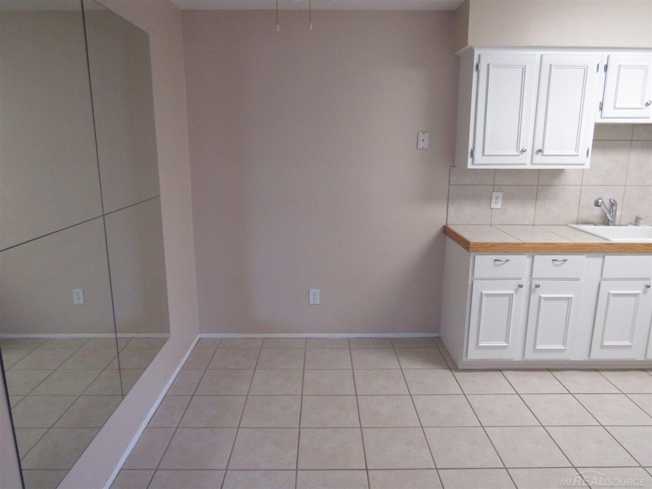 763 West Maple Road Clawson, MI 48017 - Photo 24 of 36