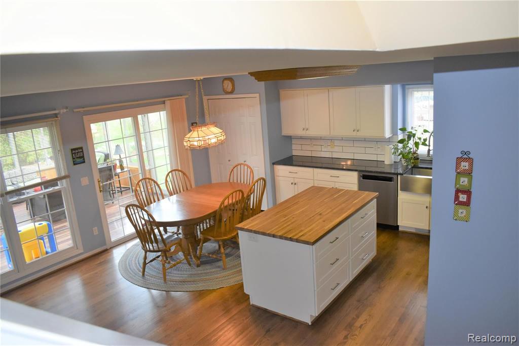 46672 Mornington Road Canton, MI 48188 - Photo 18 of 66