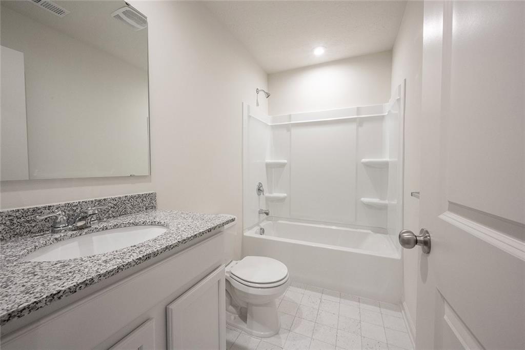 13492 Dewpoint Lane Fishers, IN 46037 - Photo 37 of 49