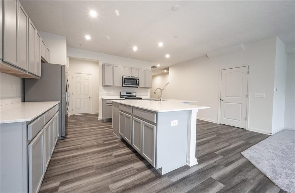 13492 Dewpoint Lane Fishers, IN 46037 - Photo 6 of 49