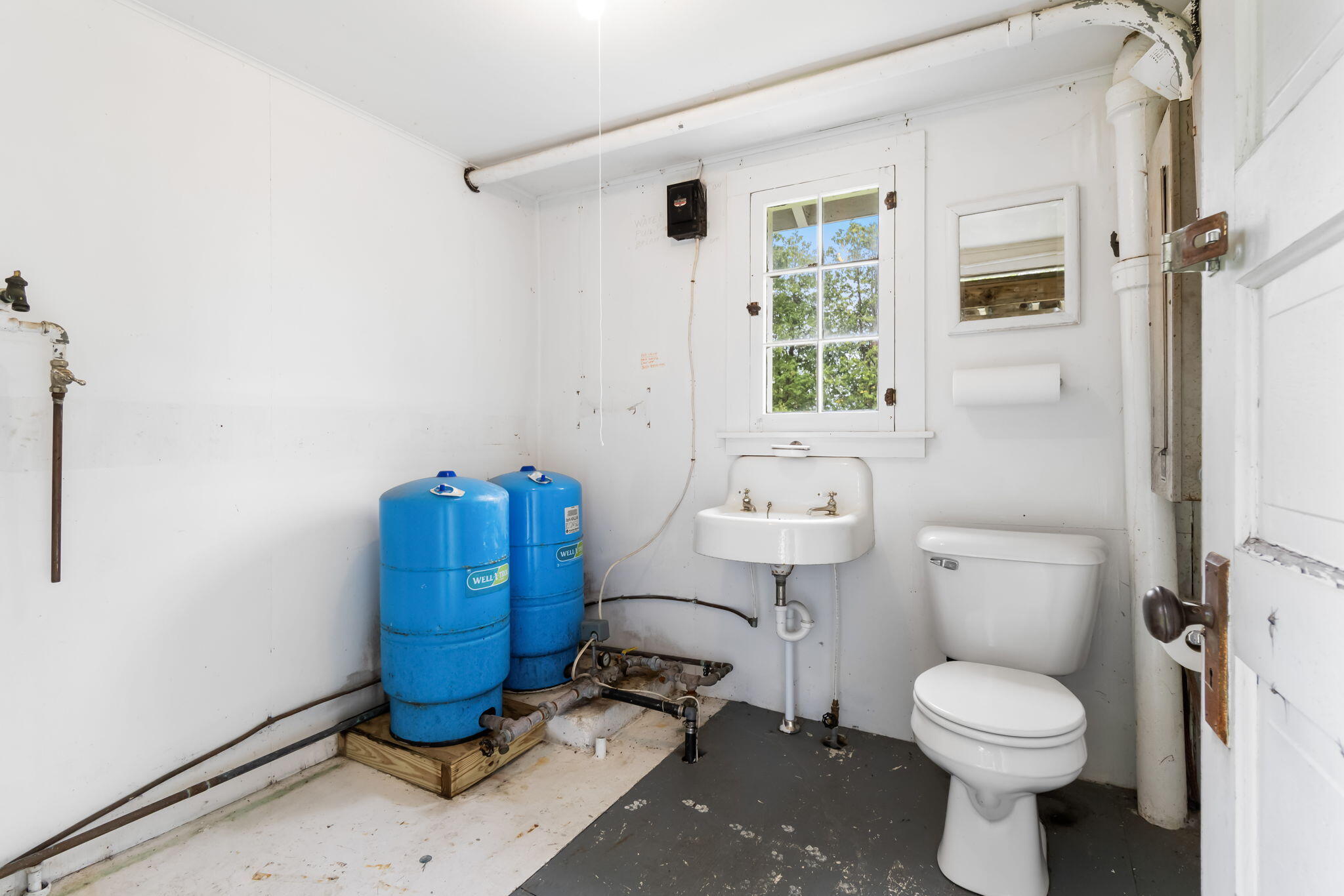 6452 Silver Beach Road Cheboygan, MI 49721 - Photo 56 of 62 Gallery Image 56