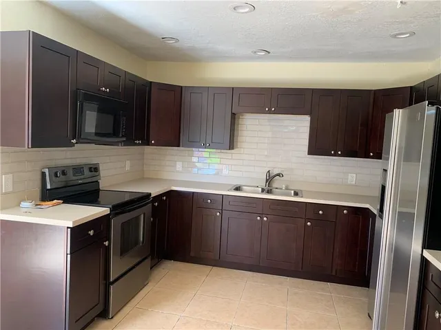 $3,950 | 2701 Northwest 21st Street, Fort Lauderdale, FL 33311