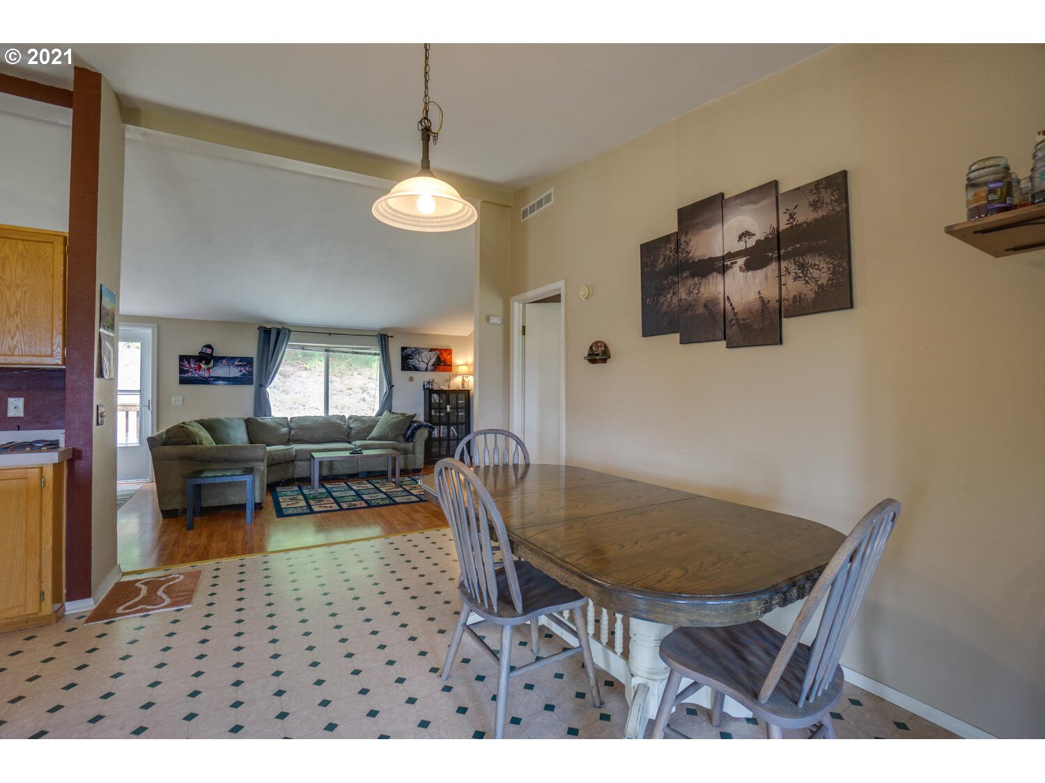 883 Skinner Road Woodland, WA 98674 - Photo 6 of 31 Gallery Image 6