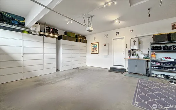 a view of a garage room