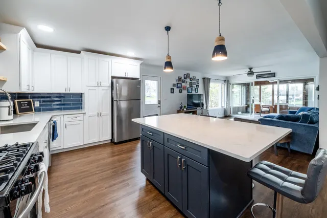 $599,000 | 6950 Shore Drive, Coloma, MI 49038