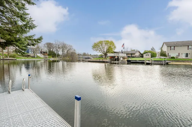 $599,000 | 6950 Shore Drive, Coloma, MI 49038