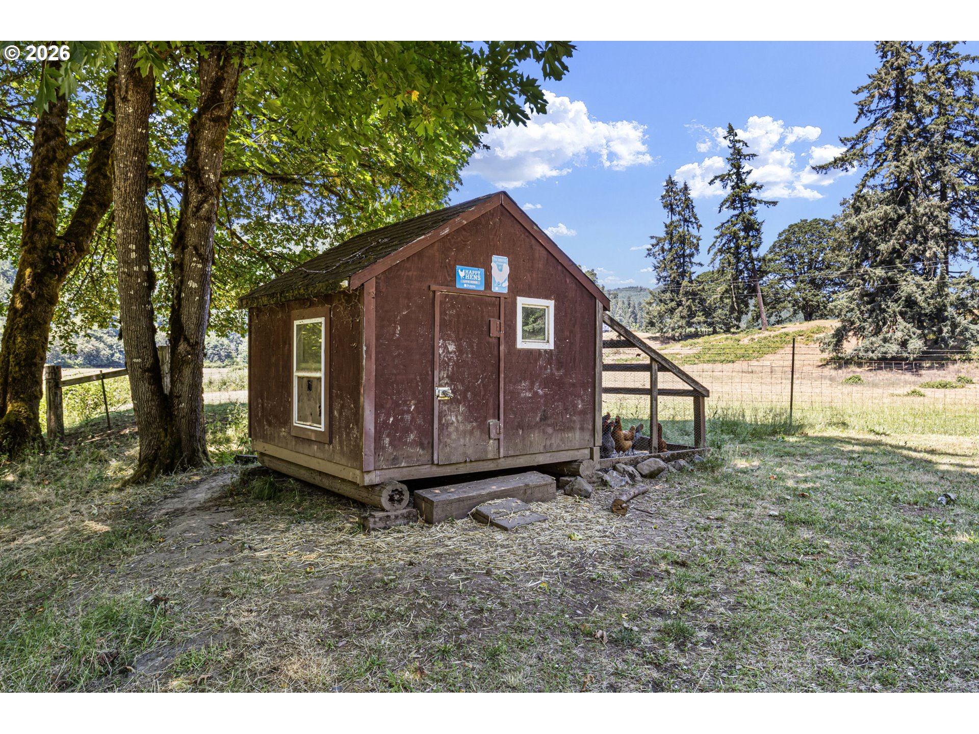 1462 Schad Road Elkton, OR 97436 - Photo 39 of 48 Coop