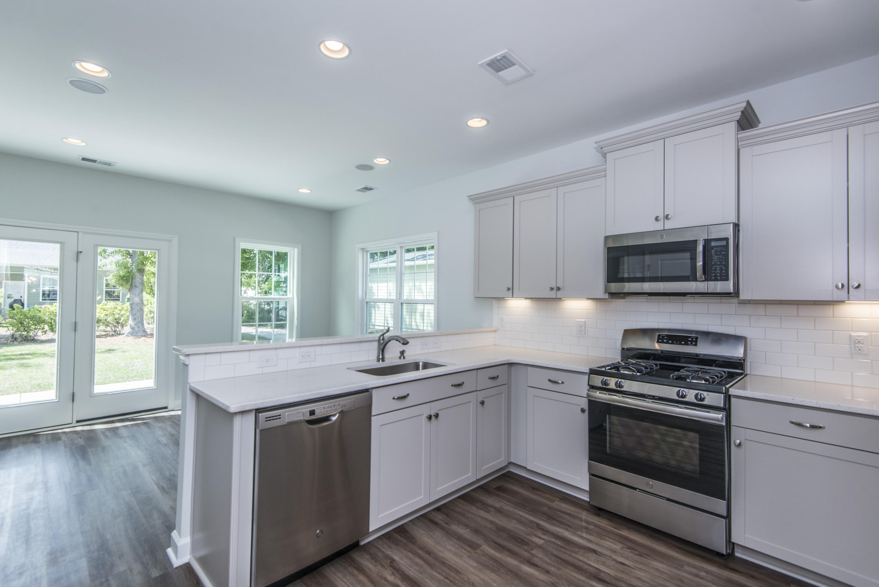 1653 Emmets Road Johns Island, SC 29455 - Photo 4 of 32 FMWeb08