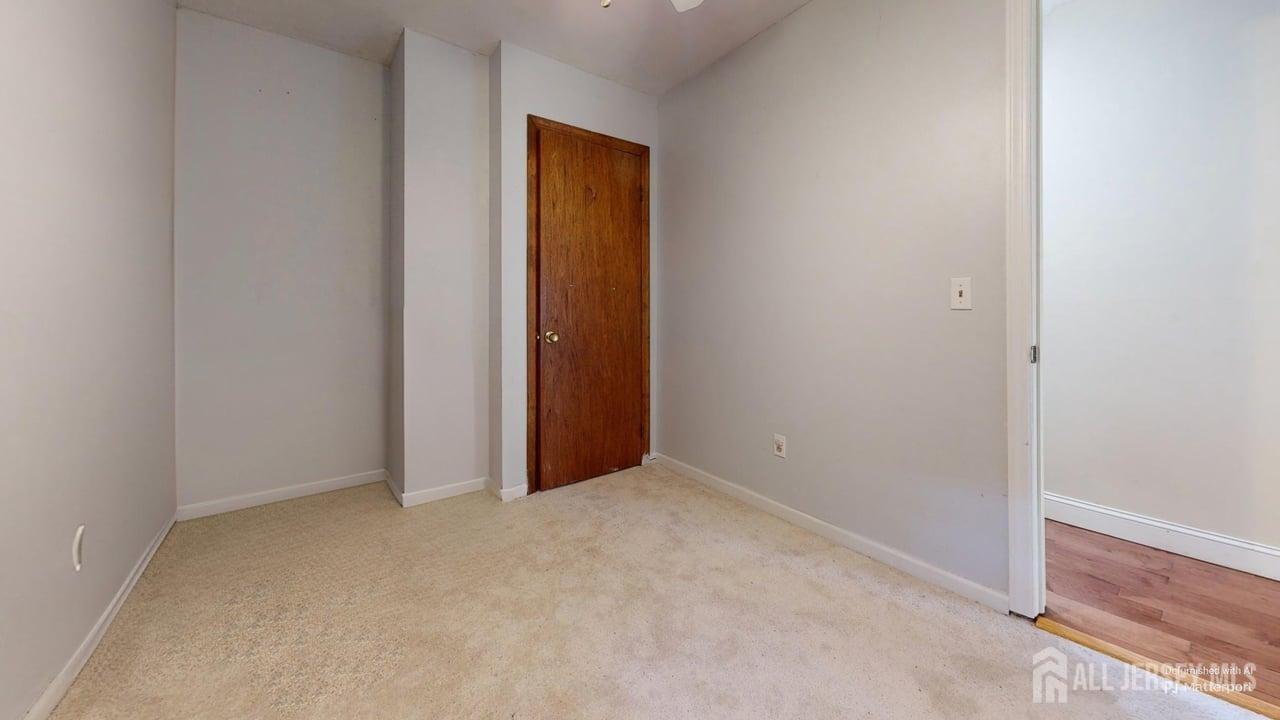 496 Calvert Road North Brunswick, NJ 08902 - Photo 27 of 39 Gallery Image 27