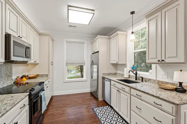 $750,000 | 130 River Landing Drive, Unit 5101, Daniel Island, SC 29492