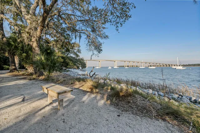 $750,000 | 130 River Landing Drive, Unit 5101, Daniel Island, SC 29492