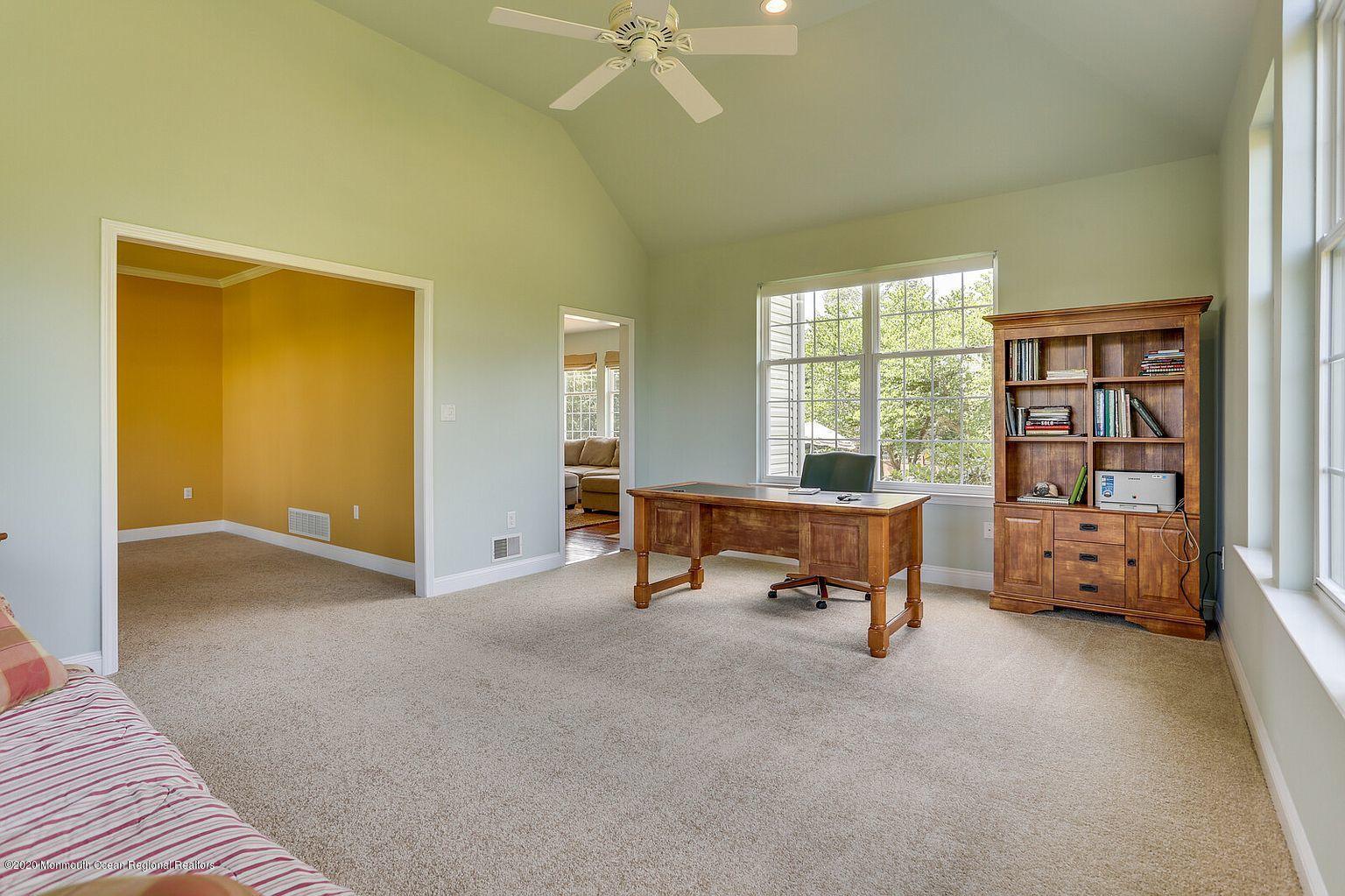 24 Rodeo Drive Jackson, NJ 08527 - Photo 36 of 46 Sitting Room