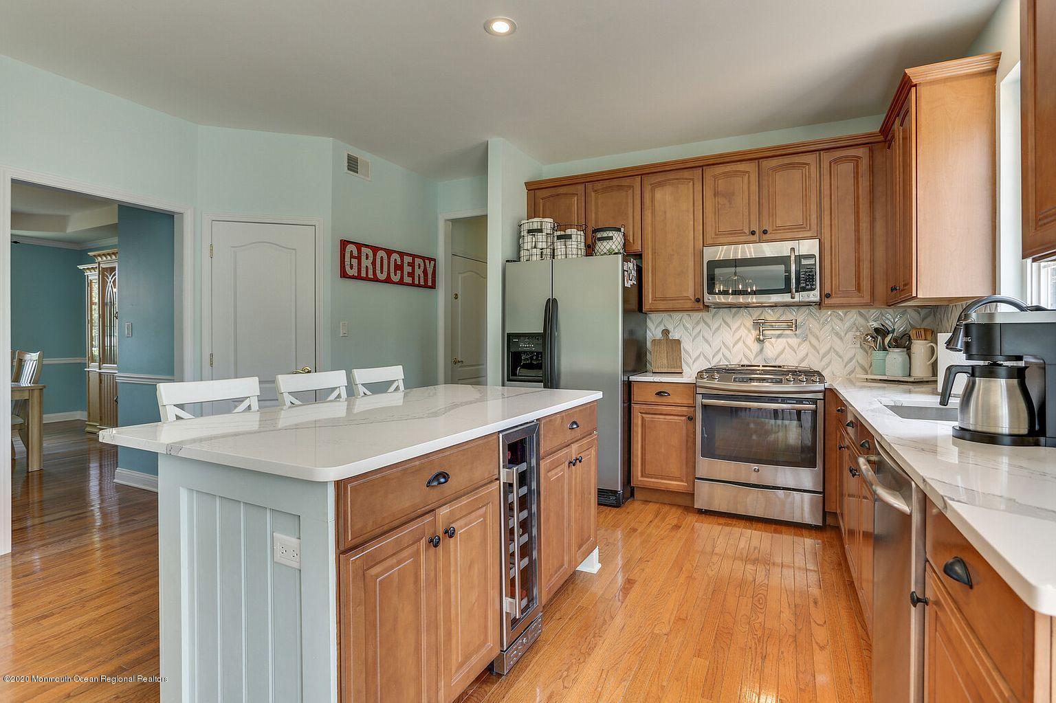 24 Rodeo Drive Jackson, NJ 08527 - Photo 7 of 46 Kitchen