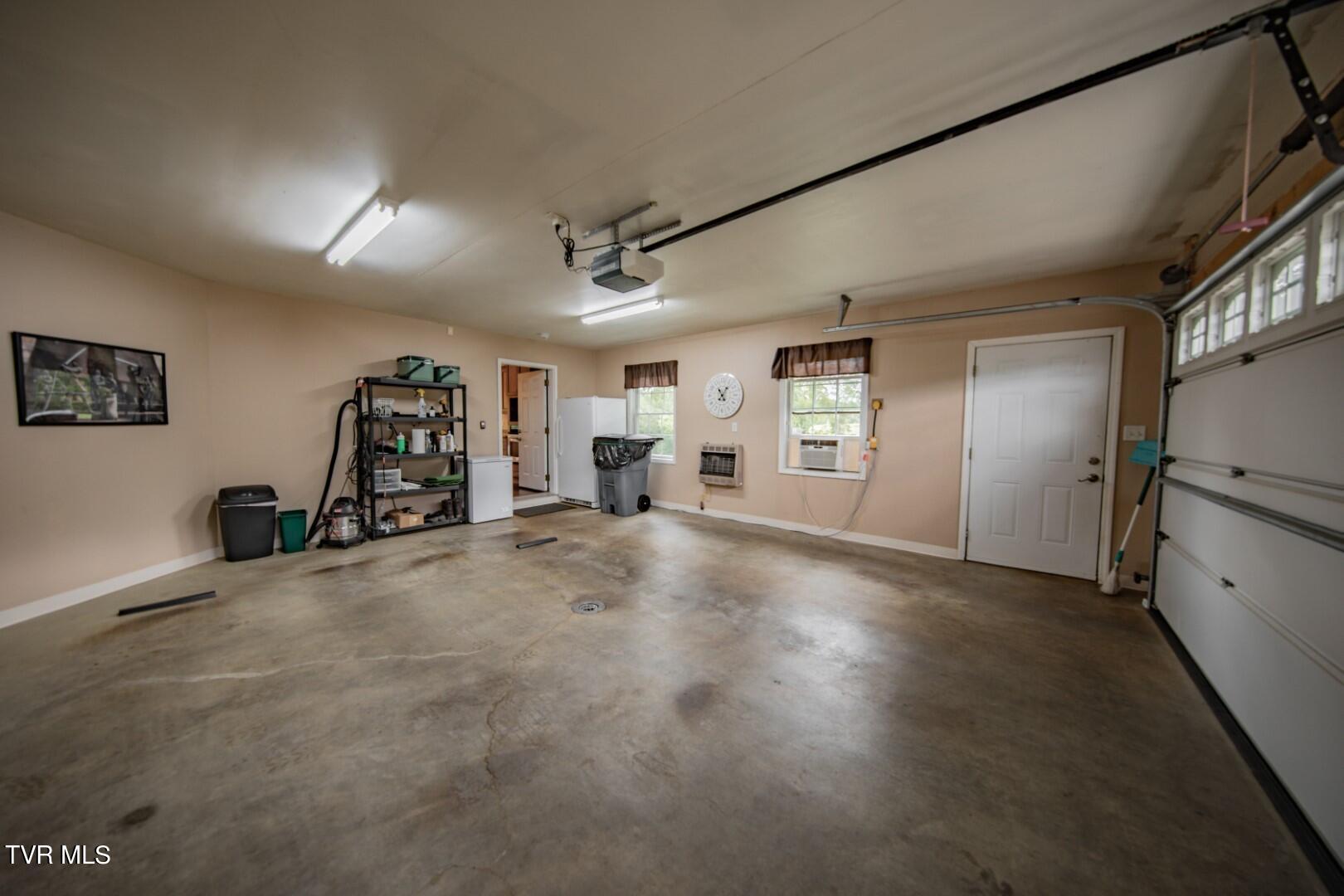 114 Woodvale Road Newport, TN 37821 - Photo 31 of 40 33