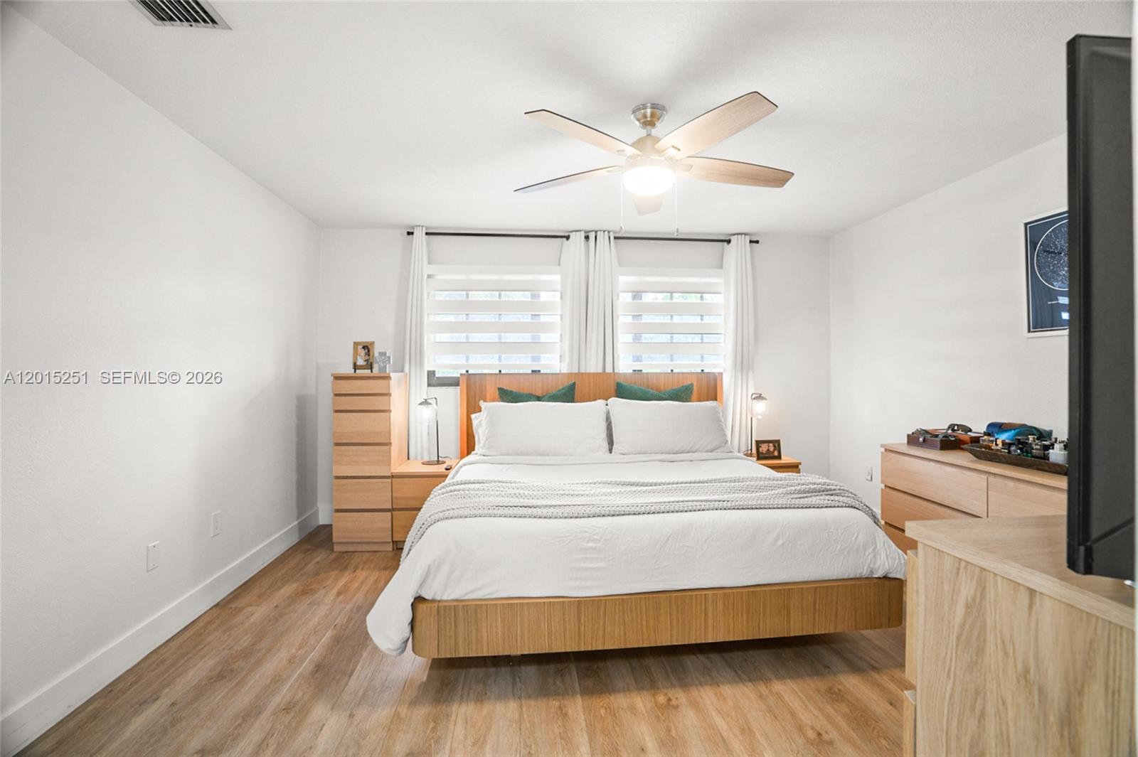 11760 Southwest 103rd Lane Miami, FL 33186 - Photo 24 of 40 Master bedroom