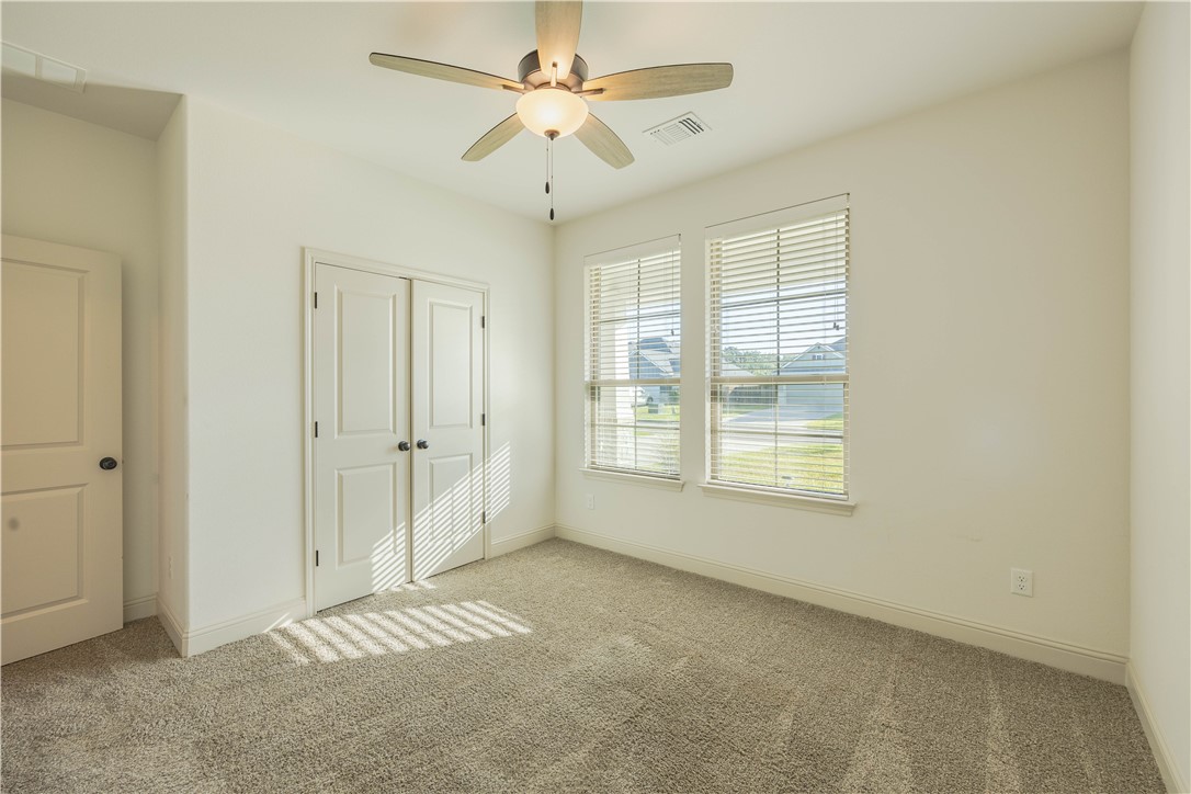 3505 Chantilly Path Bryan, TX 77808 - Photo 7 of 24 Gallery Image 7