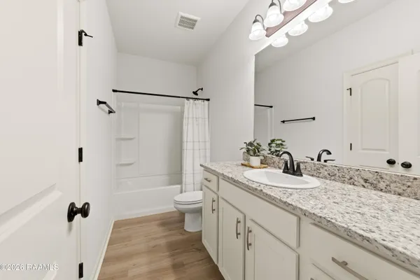 $225,000 | 210 Cres Vw Lane, Duson, LA 70529