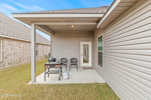 $225,000 | 210 Cres Vw Lane, Duson, LA 70529