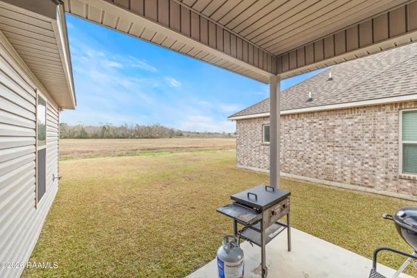 $225,000 | 210 Cres Vw Lane, Duson, LA 70529